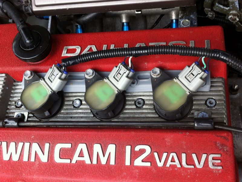CB70 ENGINE 002 (800x603).jpg